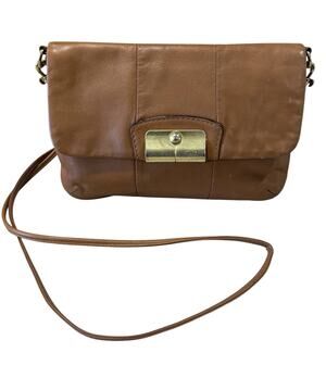 Vintage Coach Brown Leather Shoulder/ Crossbody Bag Magnetic Button Closure
